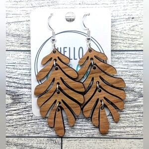 Walnut Flowy Leaf Earrings!!
